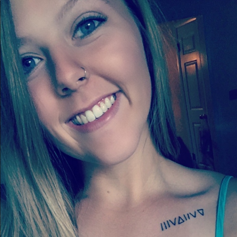 Meet your Posher, Savana